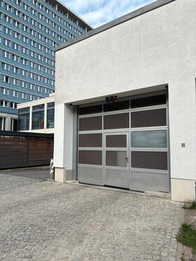 Foto - Tiefgaragenstellplatz zu vermieten