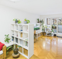 *TOP-Lage* 3-Zi-Whg mit Wintergarten und 2 TG-Stpl. in Augsburg