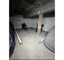 Stellplatz Tiefgarage für Dein MotorradRollerE-Bike - Remscheid Remscheid-Süd
