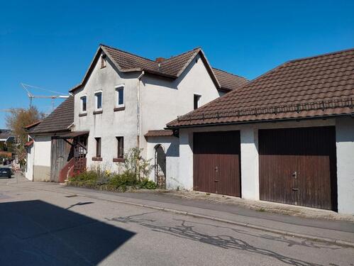 Foto - Günstiges 4,5-Zimmer-Einfamilienhaus in Neckarsulm-Obereisesheim