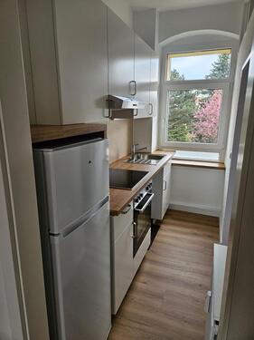 Foto - Erstbezug nach Renovierung, 3-Zimmer-Wohnung, EBK, Bad, 600€ kalt