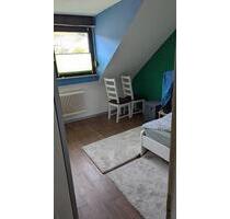 Gemütliche 2- Zimmer Dachgeschosswohnung mit Einbauküche und Gart - Trier Kürenz