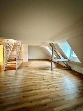 Foto - Helle Dachgeschosswohnung mit Terrasse in der Nähe vom Rhein