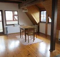 Sonnige DG-Wohnung mit überdachtem Balkon, ideal für 2 Personen - Wildberg