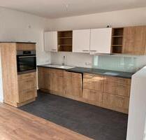 2 Raum DG Wohnung mit Balkon und Einbauküche - Rudolstadt