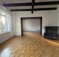 Stilvolle großzügige Wohnung mit historischem Charme in bester Innenstadtlage - Braunschweig