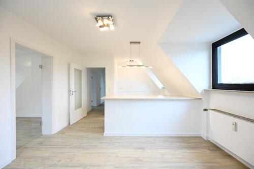 Foto - Wunderschöne, top modernisierte 3 Zimmer-Maisonette mit Südbalkon