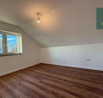 Erstbezug: Moderne 2-Zimmer-Wohnung mit Balkon, Einbauküche und Stellplatz am Herforder Stiftberg