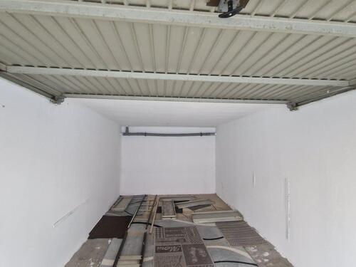 Foto - Garage In einem Garagenhof - 95,00&nbsp;EUR Miete,