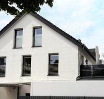 5-Zimmer Maisonettewohnung, provisonsfrei, Haus-im-Haus - Neuss Gnadental