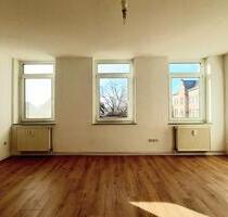 Renovierte, helle 3-Zimmer-Wohnung mit 70,2 m² und Kellerabteil - Aschersleben