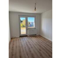Charmante 3-Zimmer-Wohnung mit Einbauküche im ruhigen Wohnviertel von Neustrelitz | Dr-Schwentner-Str. 81