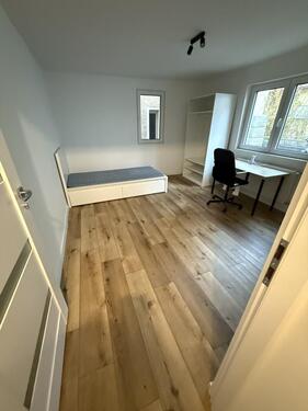 Foto - 5 Zimmer Erdgeschoßwohnung in Stuttgart