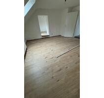 Dudweiler Helle 4-Zimmer Wohnung mit Balkon 80qm - Saarbrücken