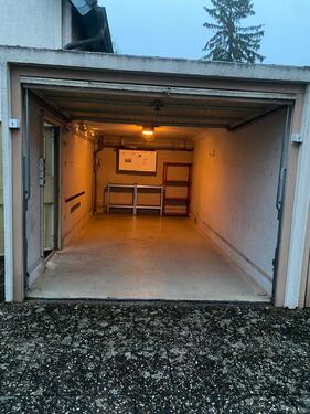 Foto - Garage Stellplatz auf überwachtem Privatgrundstück