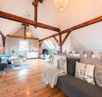 Über den Dächern von Essen - großzügige Maisonette-Wohnung mit Dachterrasse!