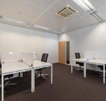 Privater Büroraum für 5 Person in Regus Seestern - Düsseldorf Heerdt