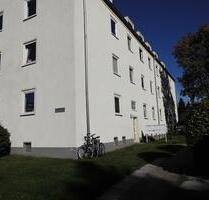 Miet mich - sanierte 2,5-Zimmer-Wohnung, sofort anmietbar! - Lübeck Sankt Jürgen