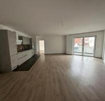 3-Zimmer-Wohnung mit Balkon in Paderborn Schloss Neuhaus, 88 qm