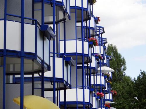 Foto - BESICHTIGEN - SANIEREN - EINZIEHEN