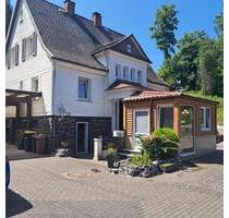 Attraktives Einfamilienhaus mit traumhaftem Garten - Eschenburg