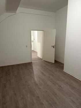 Foto - 2-ZKB Alles NEU Kernsaniert 60m2 Stadtnah an der Klinik