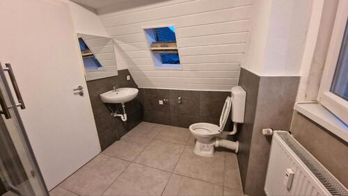 Foto - Dachgeschoßwohnung in Biblis zur Miete