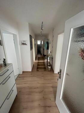 Foto - 3-Zimmer-Wohnung mit EBK und Balkon