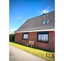 Haus zu vermieten - 1.000,00&nbsp;EUR Kaltmiete, ca.&nbsp; 100,00&nbsp;m&sup2; in Nordstrand (PLZ: 25845)