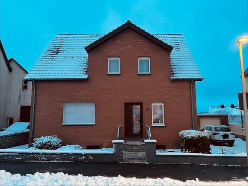 Foto - Vorankündigung - Verkauf Einfamilienhaus in Büren