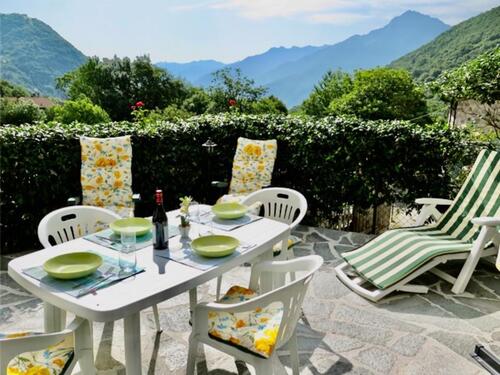 Foto - Ferienwohnung mit Whirlpool im Bergdorf am Comer See - Casa Livo