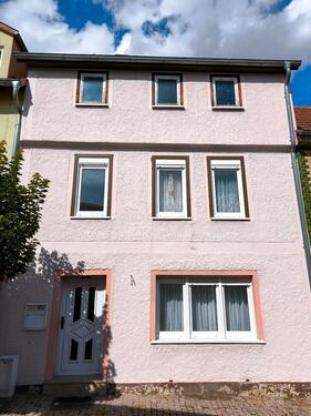 Foto - Wohnhaus Einfamilienhaus Haus - 40.000,00&nbsp;EUR Kaufpreis, ca.&nbsp; 190,00&nbsp;m&sup2;