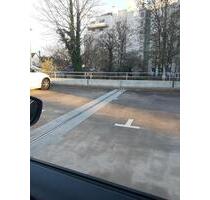 Parkplatz in Neuhofen zu Vermieten