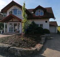 Zweifamilienhaus freistehend - 640.000,00&nbsp;EUR Kaufpreis, ca.&nbsp; 207,00&nbsp;m&sup2; in Bad Rappenau (PLZ: 74906)