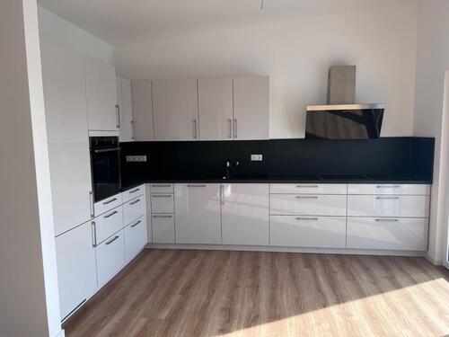 Foto - Schöne Wohnung im Erdgeschoss, keine Küche vorhanden.