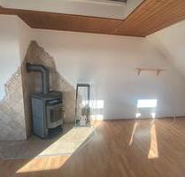 schöne, helle 3-Raum-Dachgeschosswohnung - Augustusburg