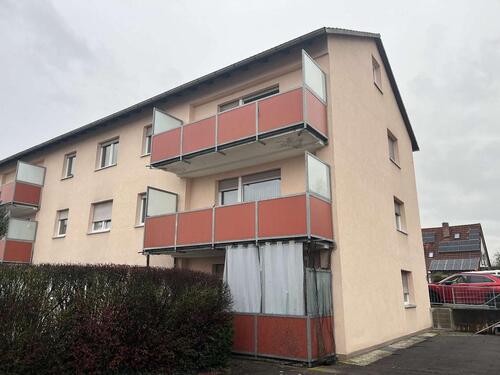 Foto - Großzügige 4-Zimmer-Wohnung mit Balkon und Keller in Coburg-Creidlitz!