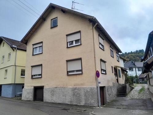 Foto - Interessantes Sanierungsobjekt mit Ausbaupotential