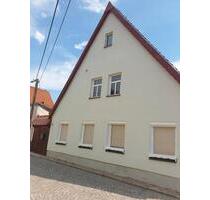 Zweifamilienhaus - 138.000,00&nbsp;EUR Kaufpreis, ca.&nbsp; 230,00&nbsp;m&sup2; in Nesse-Apfelstädt (PLZ: 99192)
