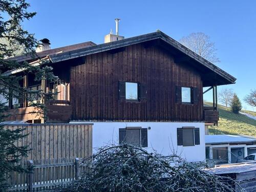 Foto - Renovierte und ruhige 2-Zi. Wohnung im 1.OG mit Küche und Balkon