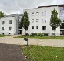 Helle 3-Raum-Erdgeschosswohnung mit Terrasse am Kurhausplatz - Arnstadt