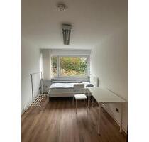 Helles WG Zimmer in einer 3er WG - All Inclusive - Top Anbindung - Stuttgart Vaihingen