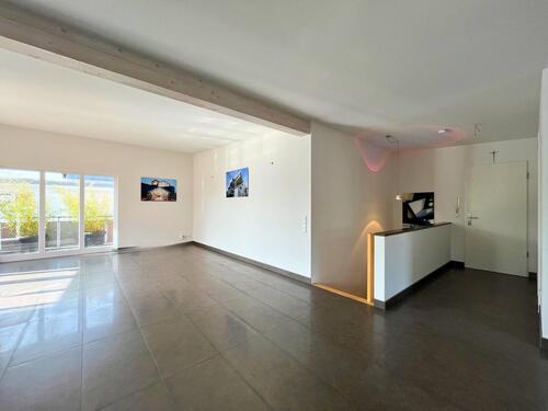 Foto - Wohnen über den Dächern von Altweil: Maisonette-Wohnung mit beeindruckender Dachterrasse