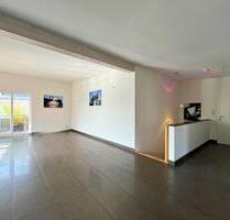 Wohnen über den Dächern von Altweil: Maisonette-Wohnung mit beeindruckender Dachterrasse - Weil am Rhein