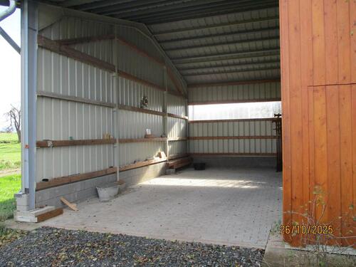 Foto - Biete Hallenstellplatz für Wohnwagen Wohnmobil