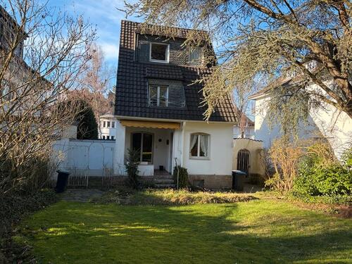 Foto - Freistehendes EFH in bester Lage des Aachener Südviertels