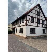 Großes WohnMehrfamilienhaus - 169.000,00&nbsp;EUR Kaufpreis, ca.&nbsp; 307,00&nbsp;m&sup2; in Nentershausen (PLZ: 36214)