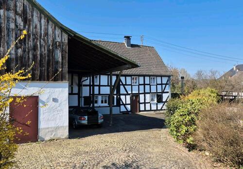 Foto - Fachwerkhaus mit Nebengebäuden - 115.000,00&nbsp;EUR Kaufpreis, ca.&nbsp; 80,00&nbsp;m&sup2;