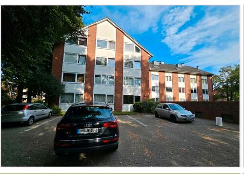 Foto - Abgeschlossener Stellplatz in Neugraben- Fischbek anzubieten