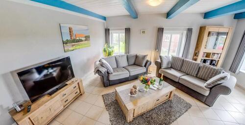 Foto - 5‑Sterne Ferienwohnung Alte Kirche, Pellworm – Rundbett